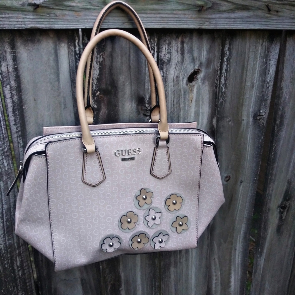 Guess Light Pink Flower Handbag - Picture 2 of 6